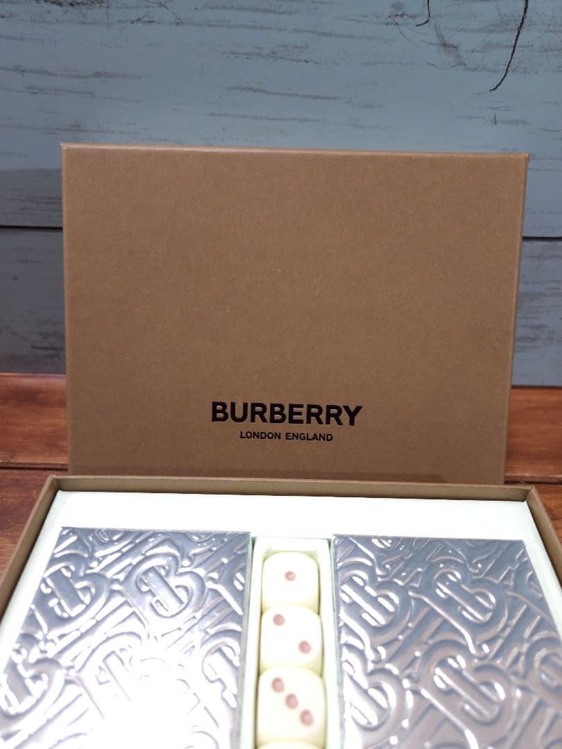 未使用☆BURBERRY バーバリー トランプ 2組セット サイコロ ダイス