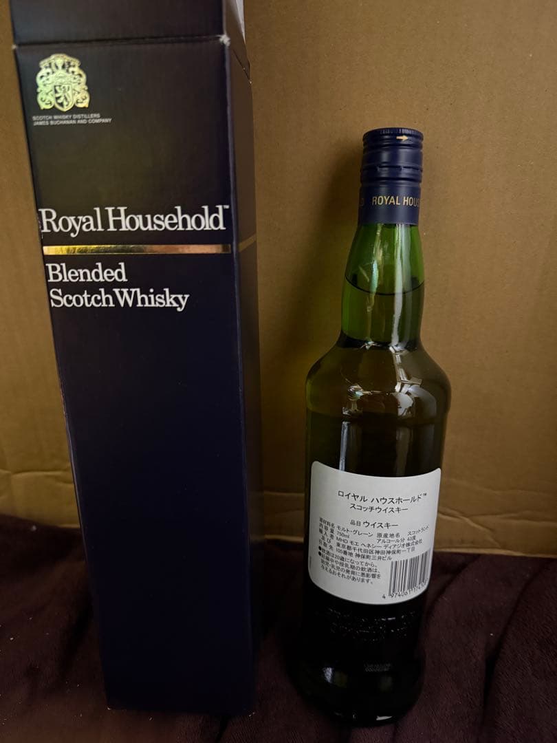 ロイヤルハウスホールド ブレンデッド スコッチウイスキー箱付750ml