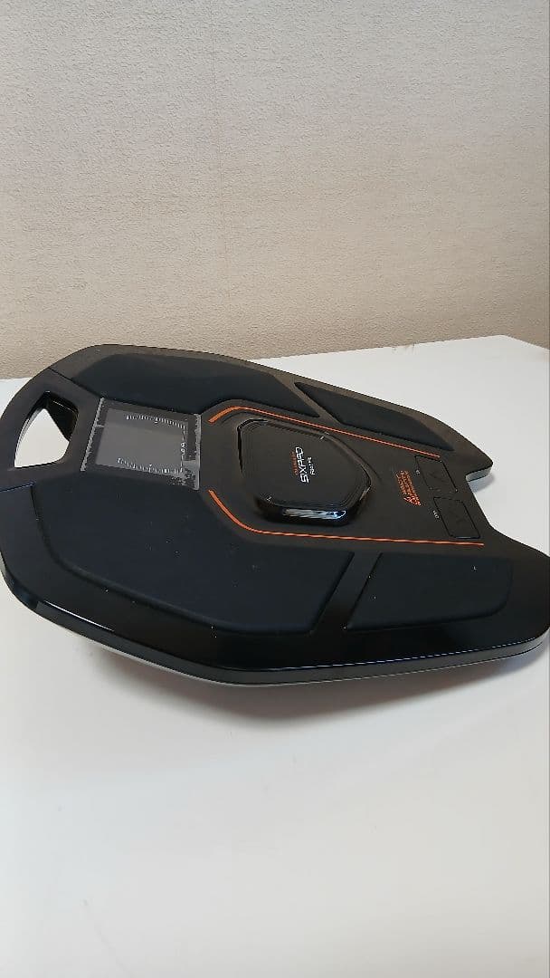 TRAINING GEAR シックスパッド