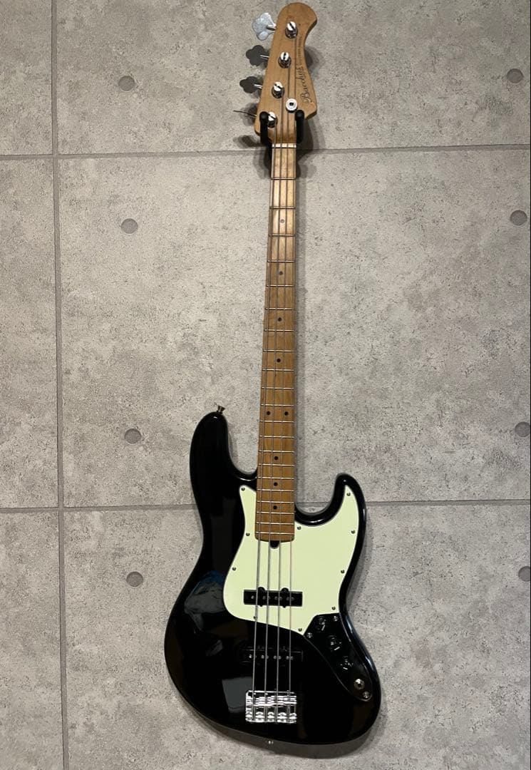 美品　ベーススタンド付　Bacchus バッカス BJB-1-RSM/M BLK