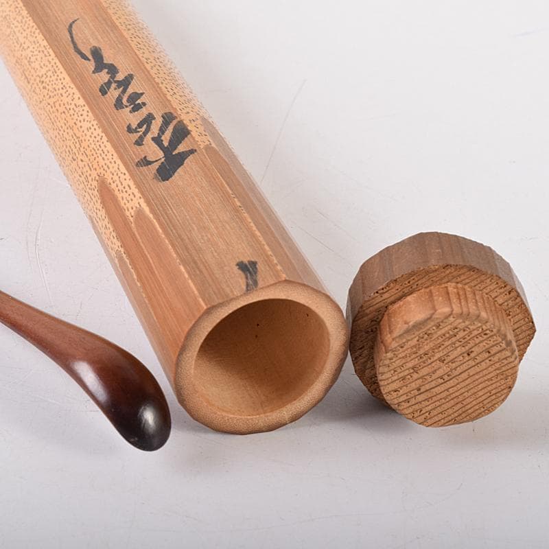 茶道具　煤竹　茶杓　裏千家十四代淡々斎書付　共筒共箱　U　R7949