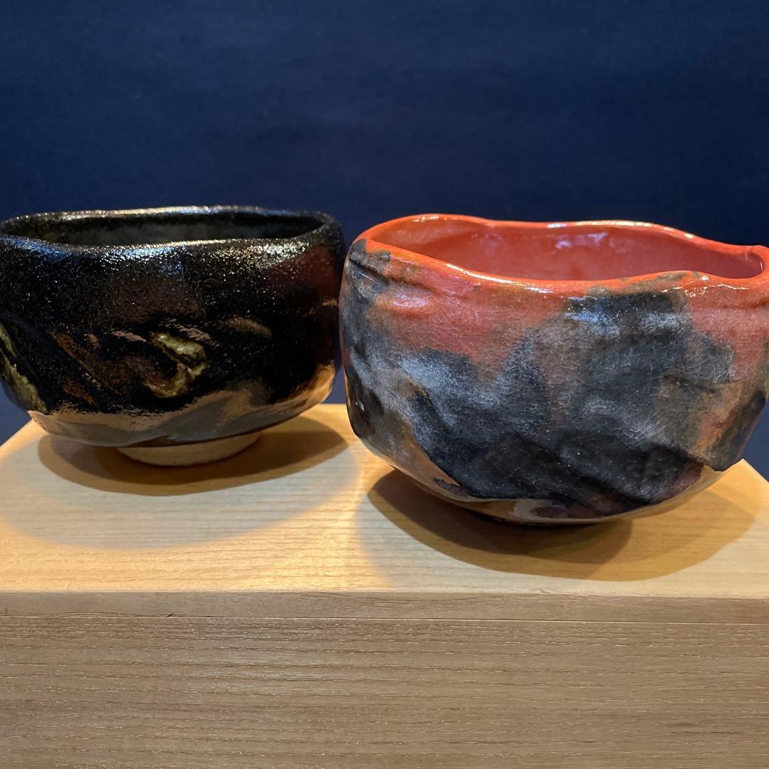 大徳寺【福本 積鷹】和尚書付、【佐々木 松楽】(造)の『赤黒楽茶碗』一双※茶道具