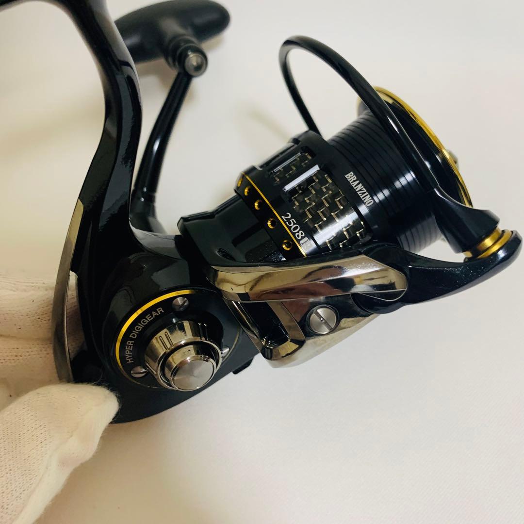 希少　ダイワイグジスト スピニングリール　2508R