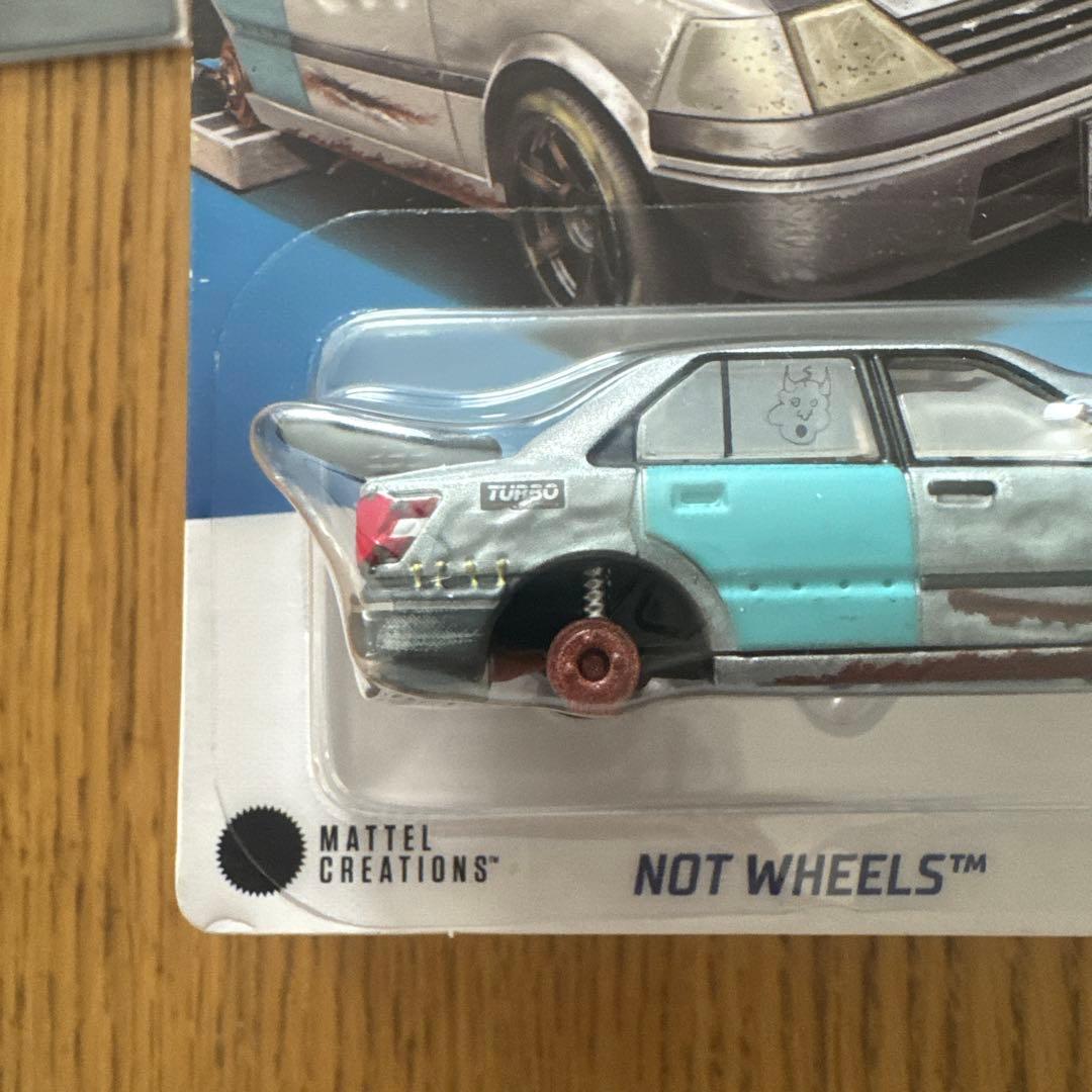 ホットウィール MSCHF ノットウィール