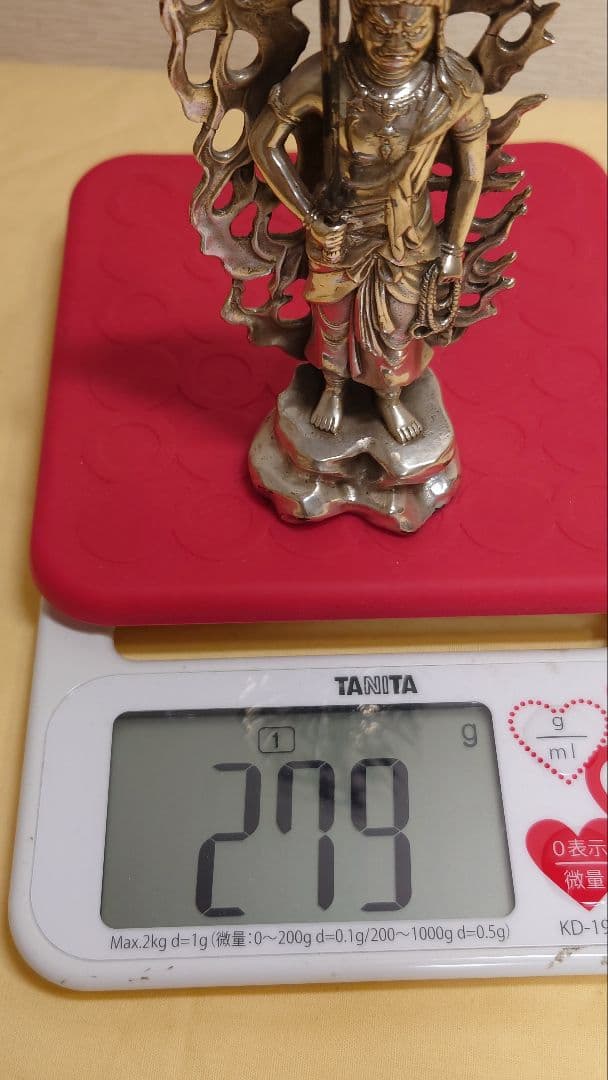 銀製　不動明王像　秀雲銘　279g