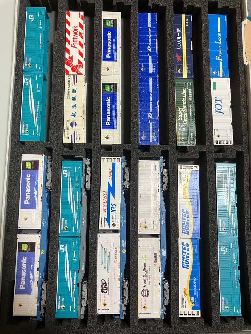 tomix、kato、朗堂　コンテナ12両分　➕　コキ4両