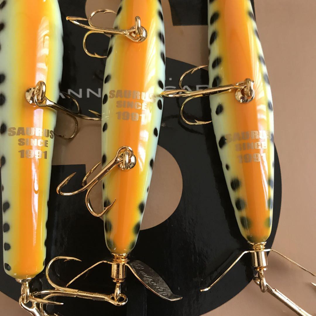 ザウルス　アニバーサリーBOX 新品ホワイトコーチ『激レア品』