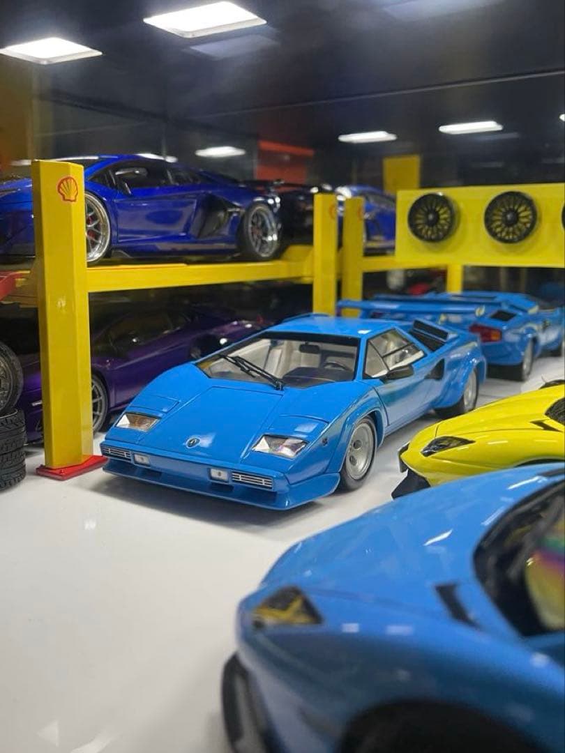 京商 1/18 ランボルギーニ カウンタック QV blue