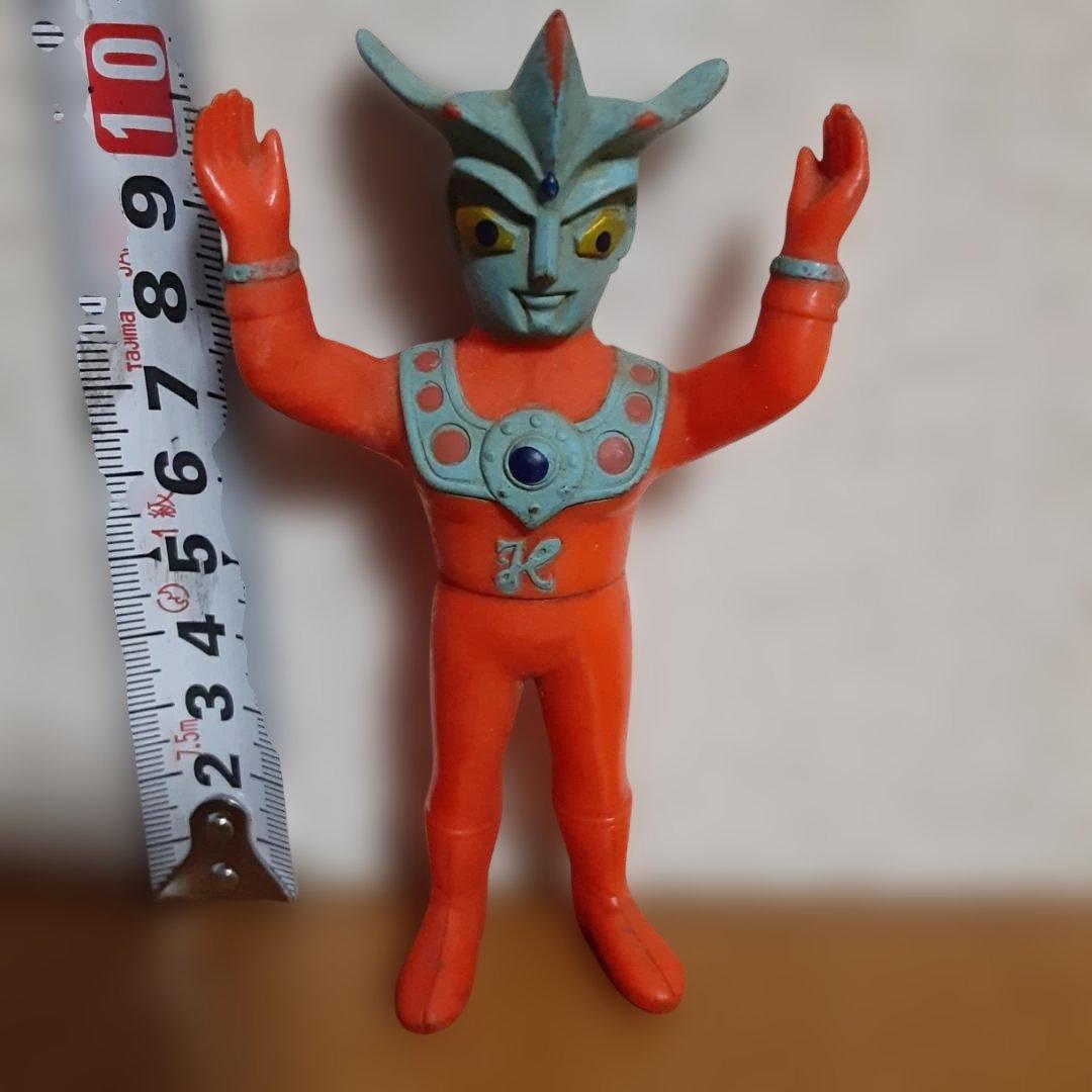 ウルトラマンレオ　ブルマァク　ソフビ