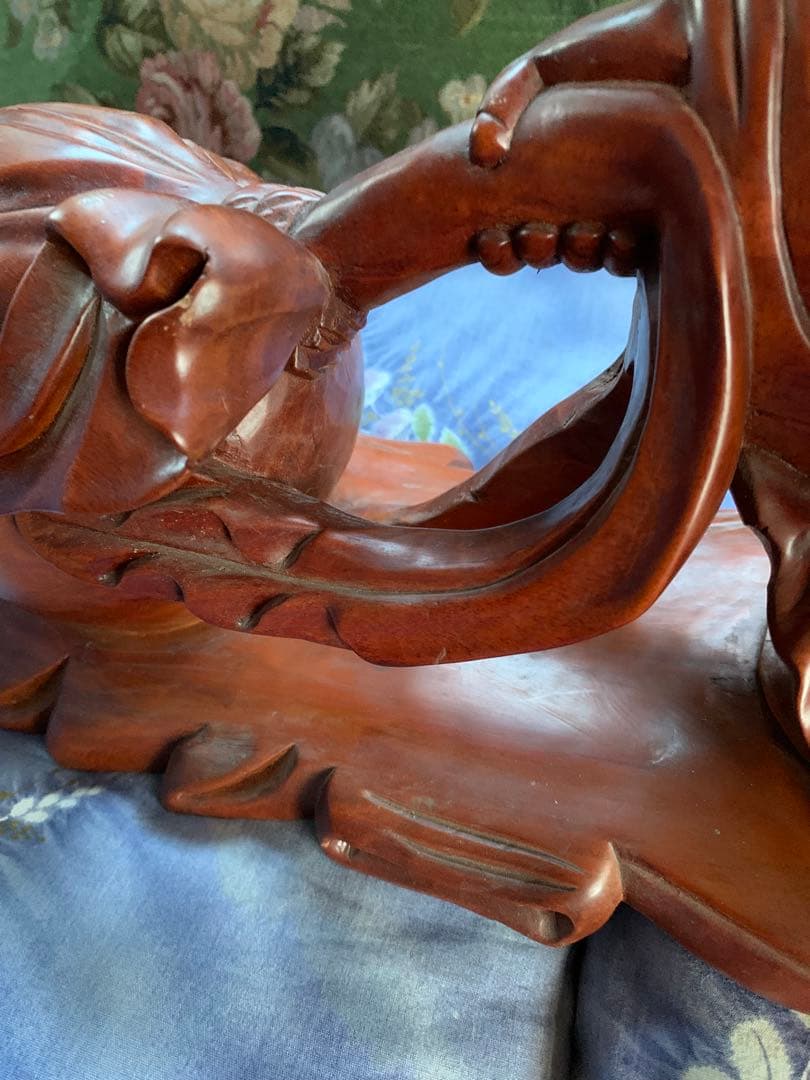 七福神の布袋尊様 縁起物 置物 インテリア 木彫り 大きめ