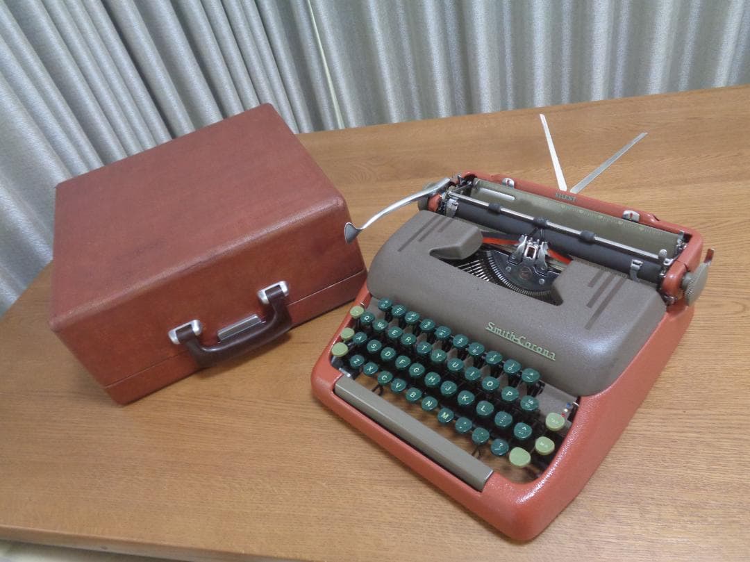 完動品　Smith-Corona SILENT コロナタイプライター 1952年