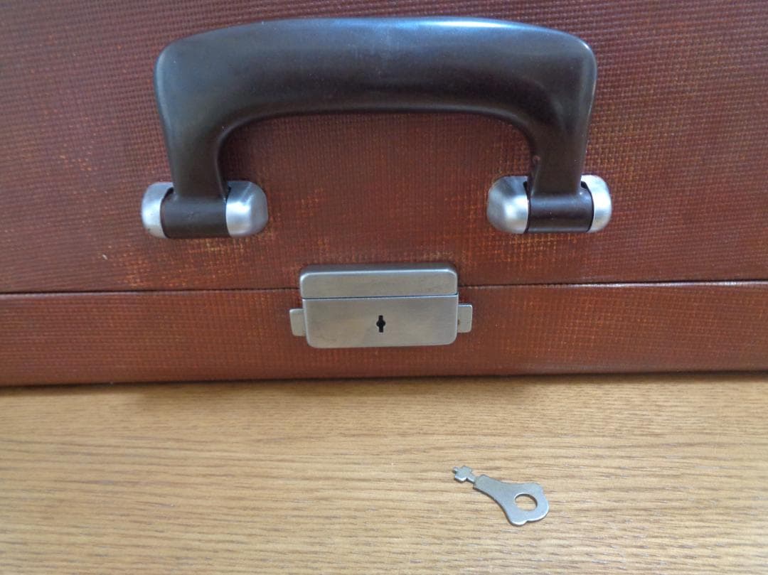 完動品　Smith-Corona SILENT コロナタイプライター 1952年