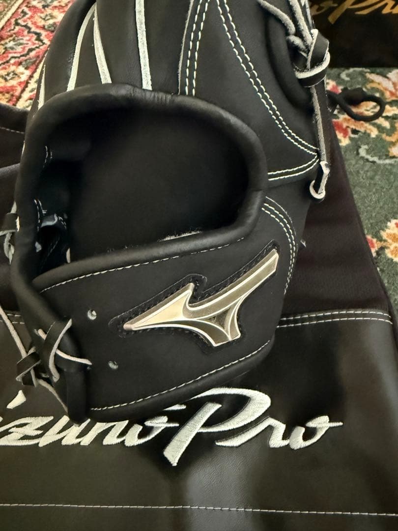 ミズノプロ【公式用】A51 外野手用サイズ18N ブラック