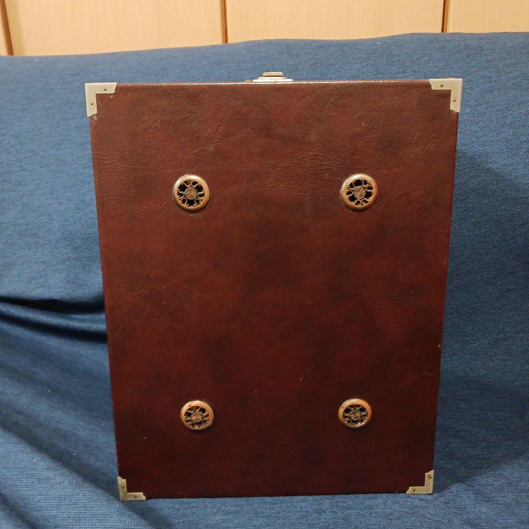 メジロ寝かせ箱　4籠　九谷焼おちょこ付き