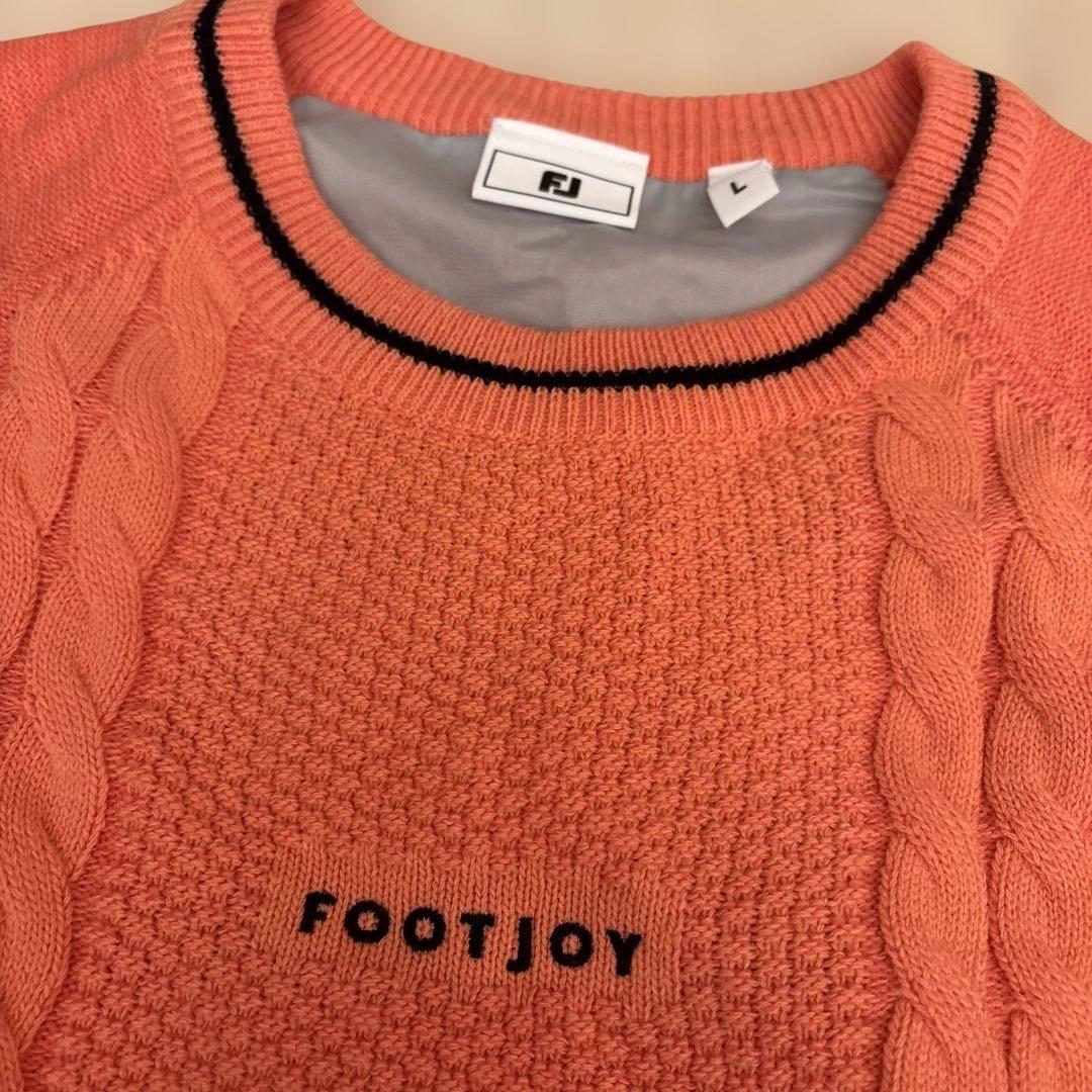 WOMEN'S ケーブル柄 防風裏地付き 長袖クルーネックセーター