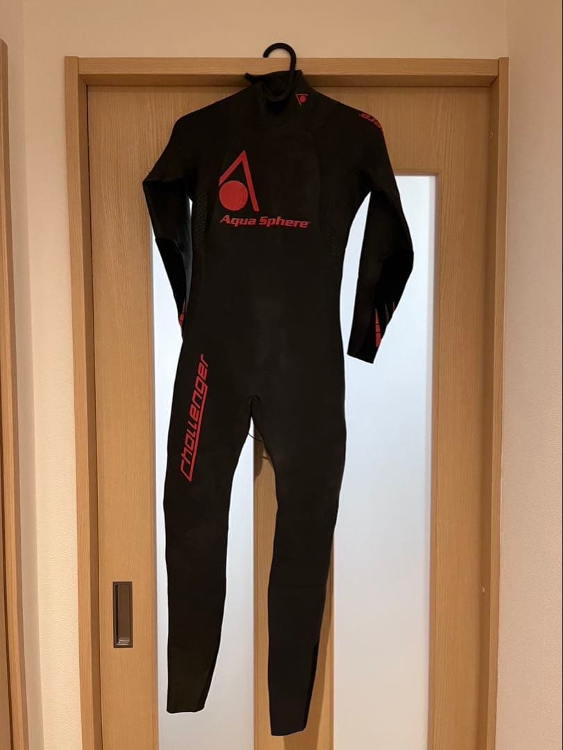 【使用感あり】アクアスフィア ウェットスーツXS