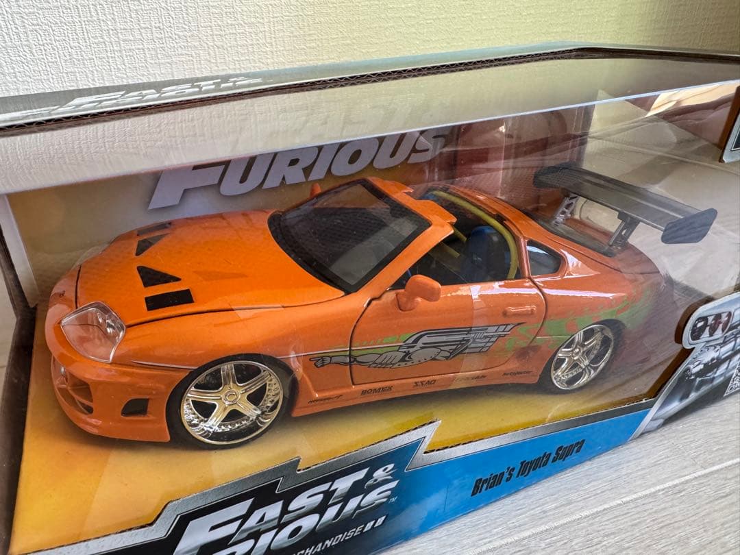 JADA TOYS 1/24 ミニカー4台セット。