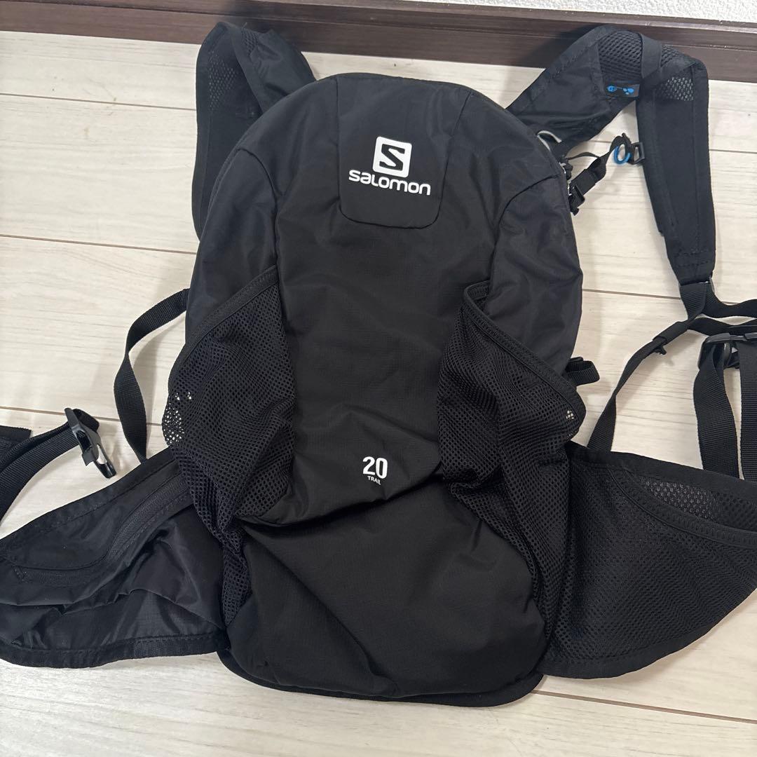 Salomon 20 TRAIL バックパック 黒