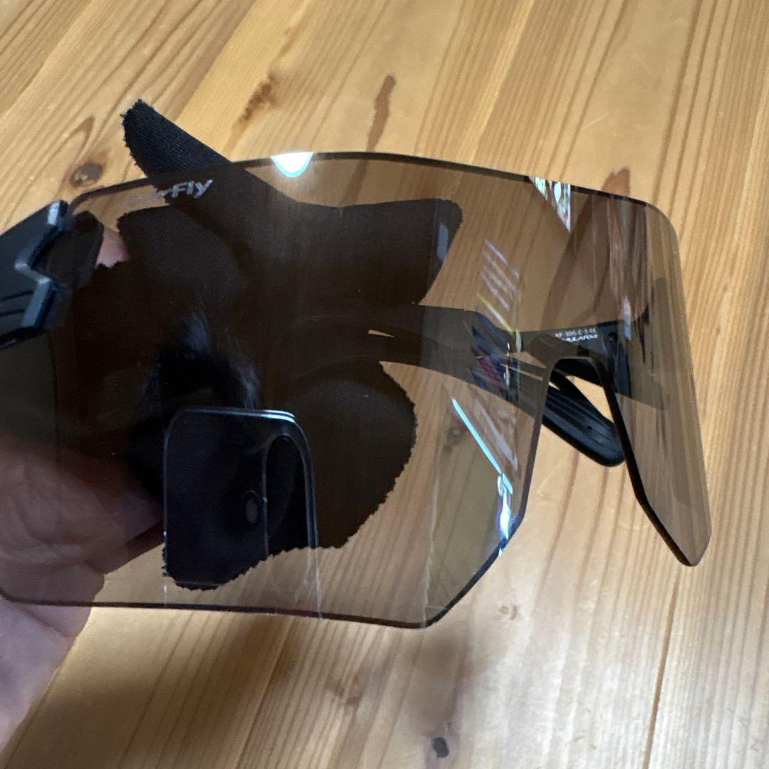 AirFly スポーツサングラス ケース付き