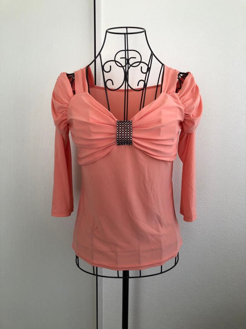 新品❣️未使用❣️ ✨社交ダンス　カットソー　サーモンピンク✨