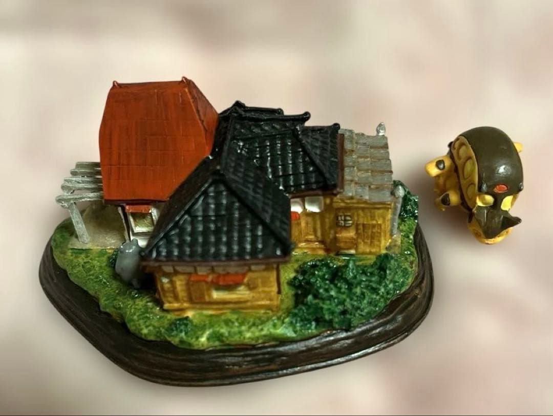 となりのトトロ サツキとメイの家 ローソン ミニ置物 ジオラマ スタジオジブリ