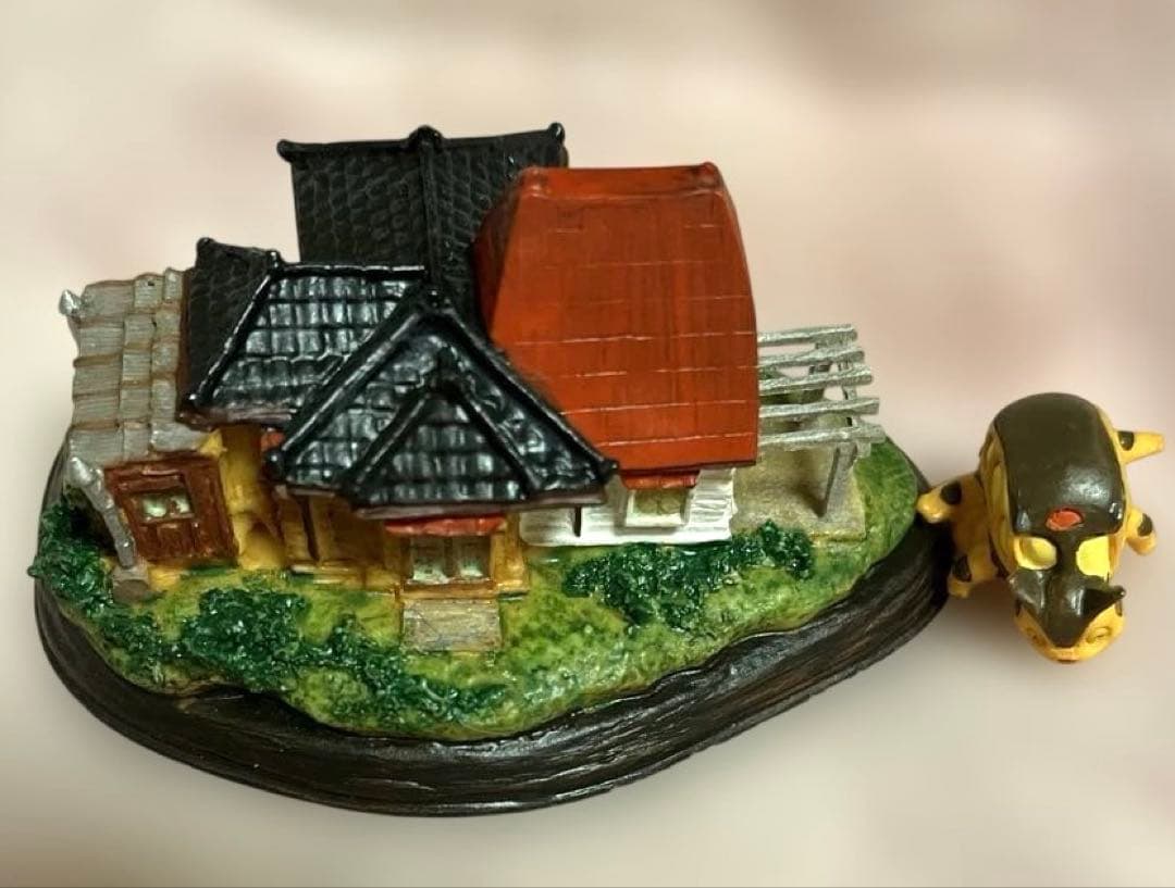 となりのトトロ サツキとメイの家 ローソン ミニ置物 ジオラマ スタジオジブリ