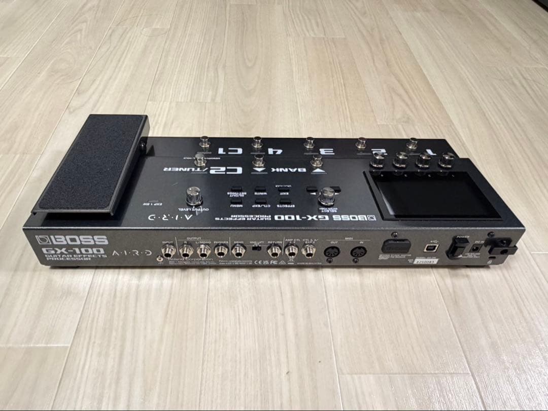 値下げ‼️BOSS GX100 GUITAR EFFECTS PROCESSOR