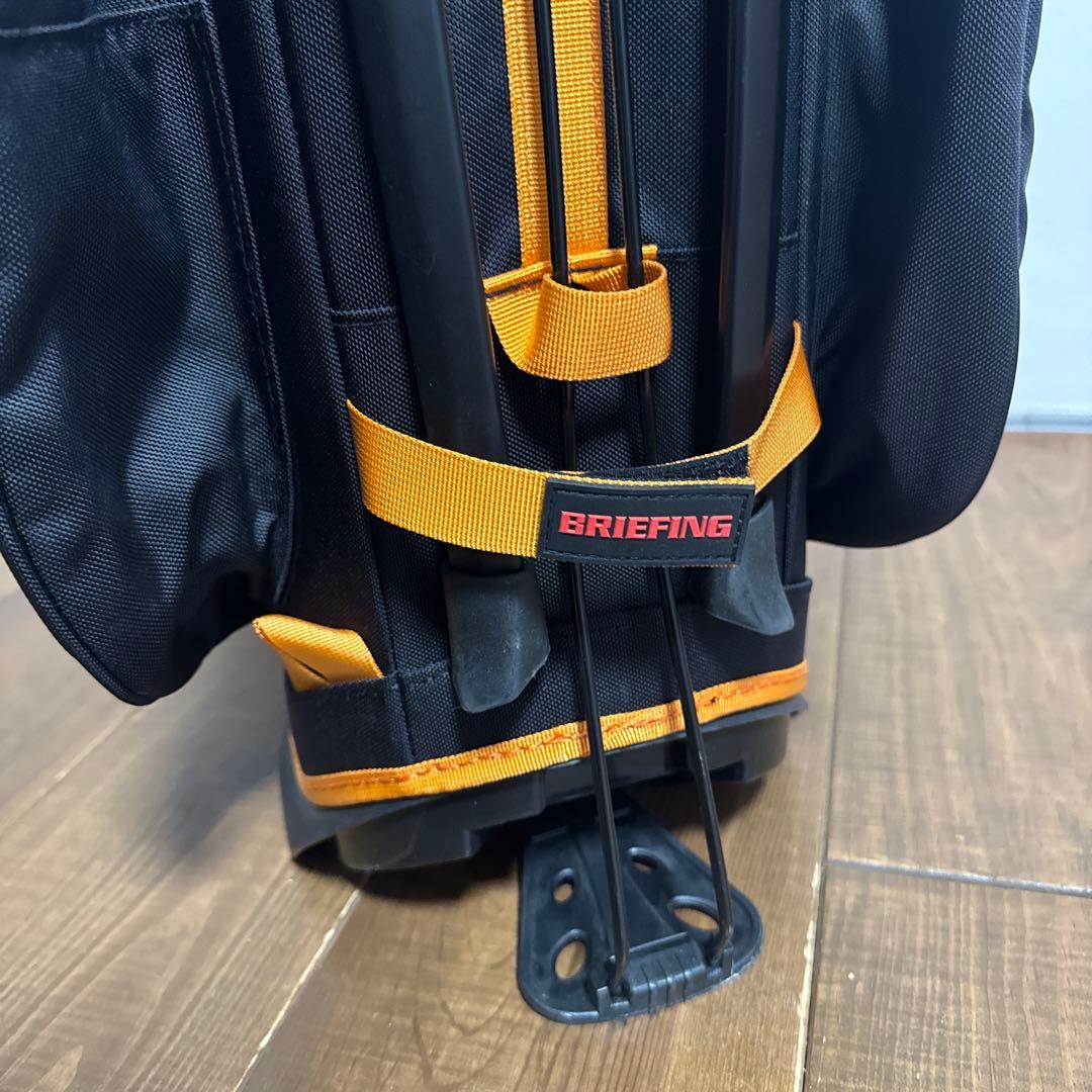 美品　ブリーフィング スタンド式　キャディバッグ