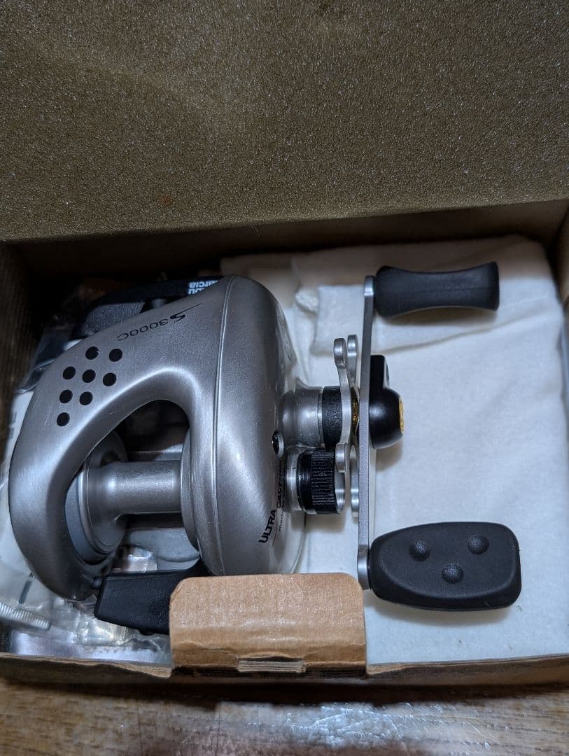 未使用品　Abu Garcia Ambassadeur S3000C