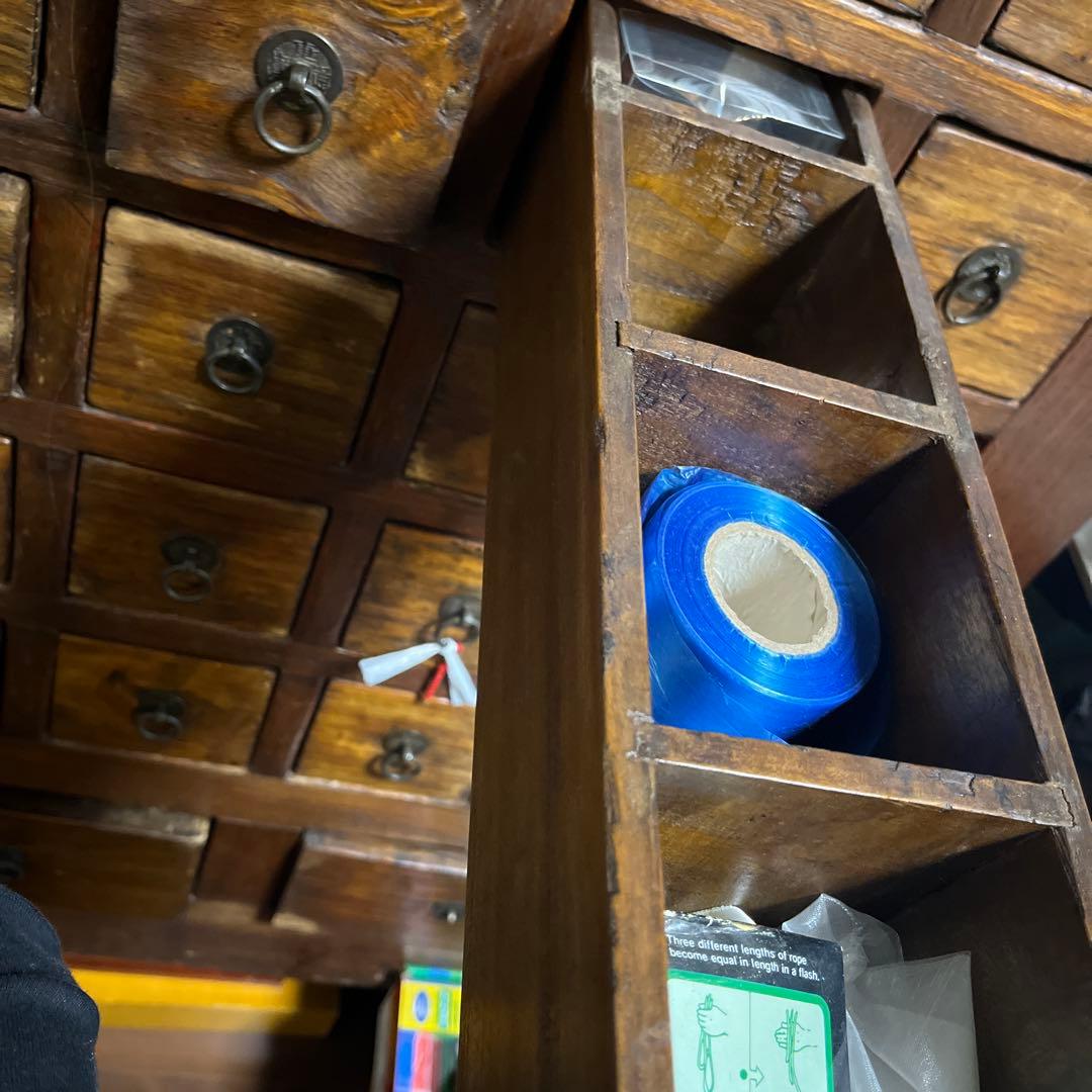 Antique 19世紀頃 ¥396000 評価され　薬箪笥