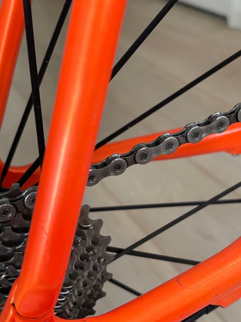 軽量8キロ　アンカーRL8RDカーボンロード 54 サイズシマノ105 2×11