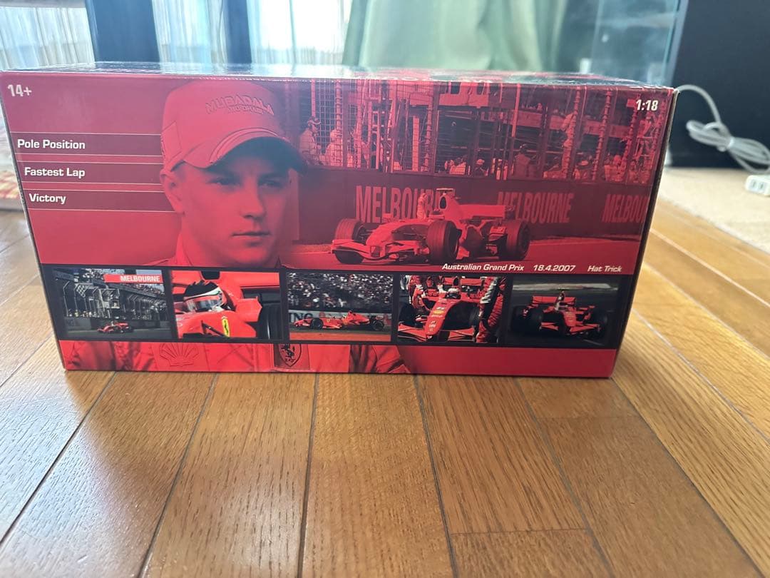 【レア品】1/18 フェラーリF2007 ハットトリック ライコネン