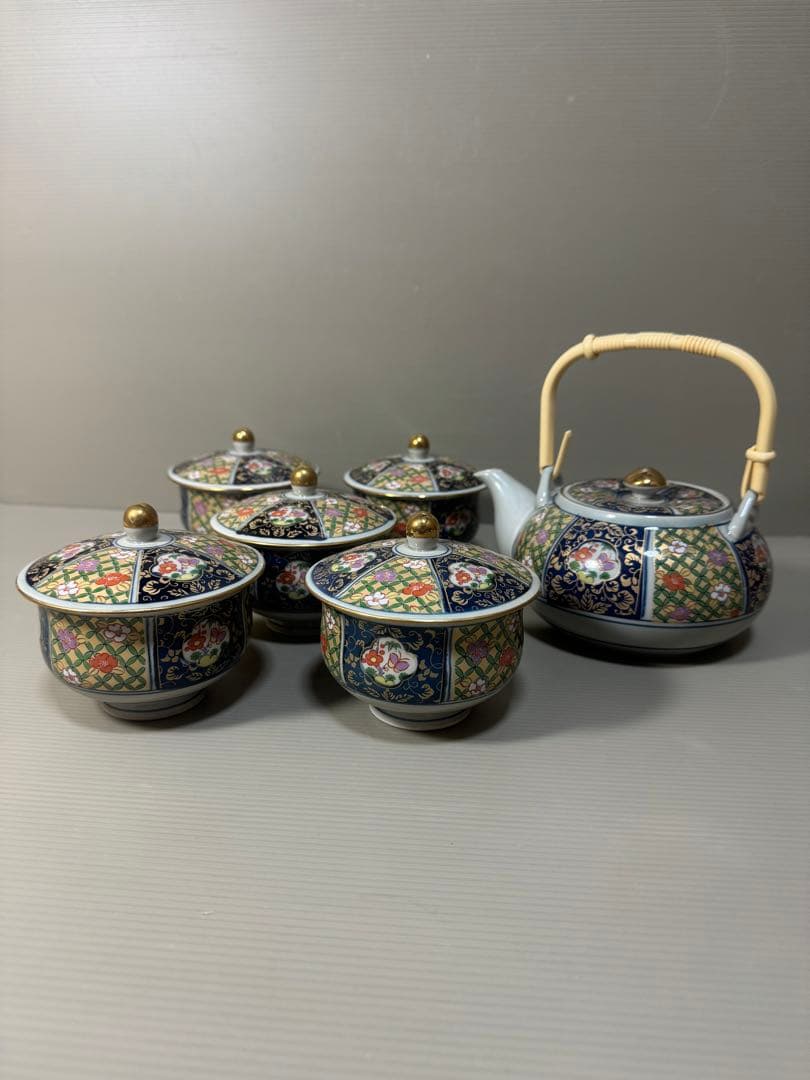 2272 有田焼 瑞窯 茶器セット　急須1客　湯呑蓋付5客　金彩