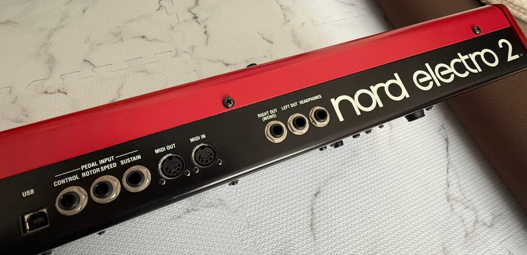 鍵盤楽器 Nord Electro 2