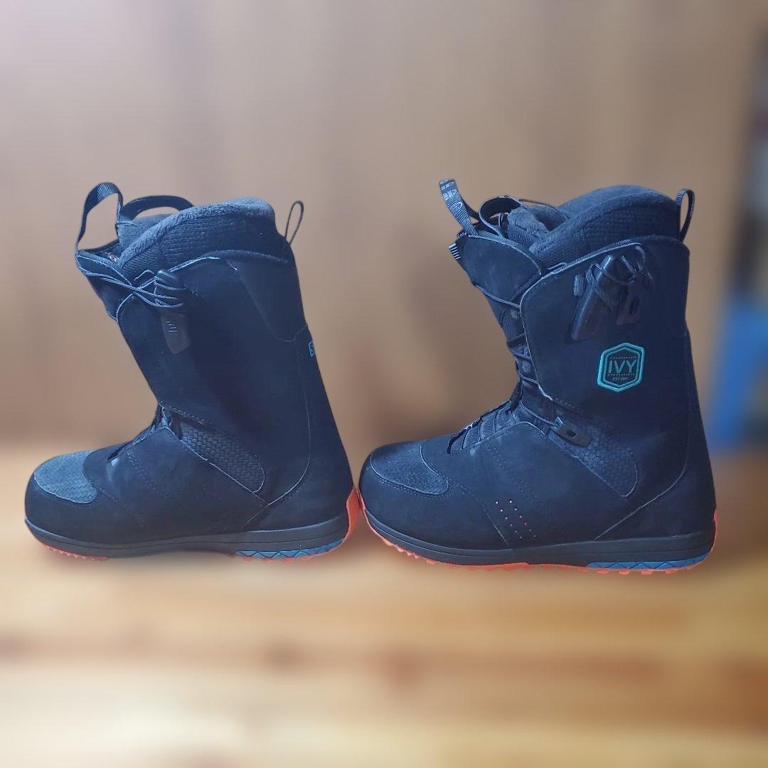 SALOMON スノーボードブーツ　25cm! 26109