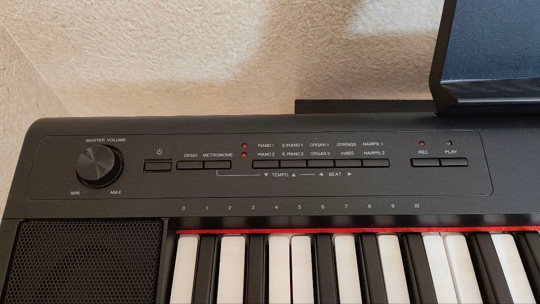美品 ヤマハ YAMAHAキーボード piaggero ブラック NP-12B