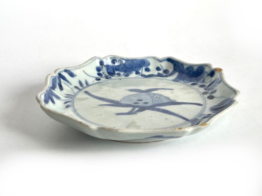 骨董　アンティーク　藍九谷　染付　桃図　輪花縁　小皿　誉印　初期伊万里　古伊万里