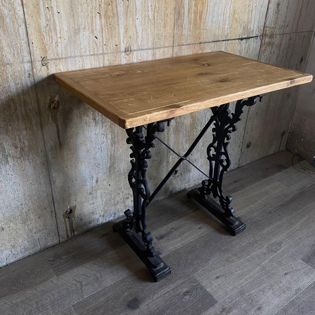 フランスヴィンテージ　鉄脚×古材 アンティークテーブル　カフェテーブル