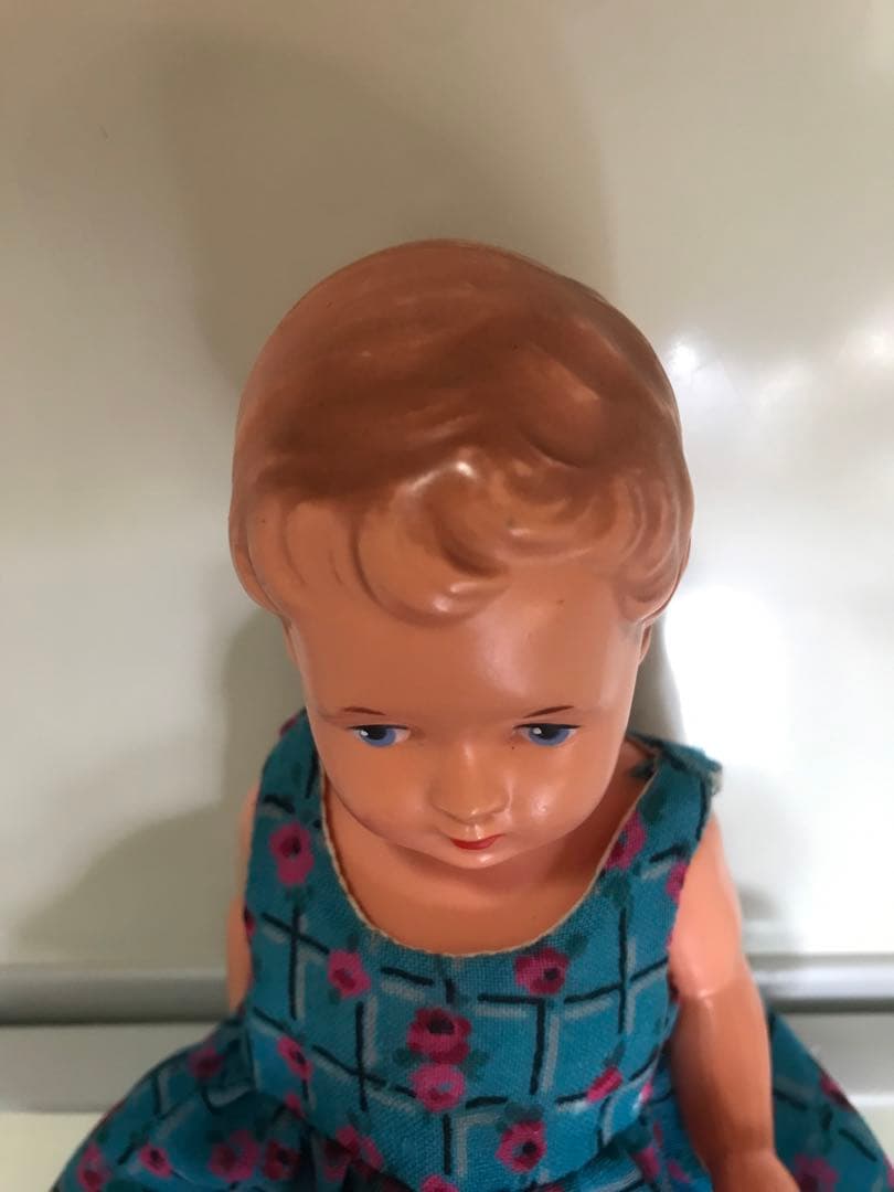 ヨーロッパ　ヴィンテージ　人形　花柄ワンピース