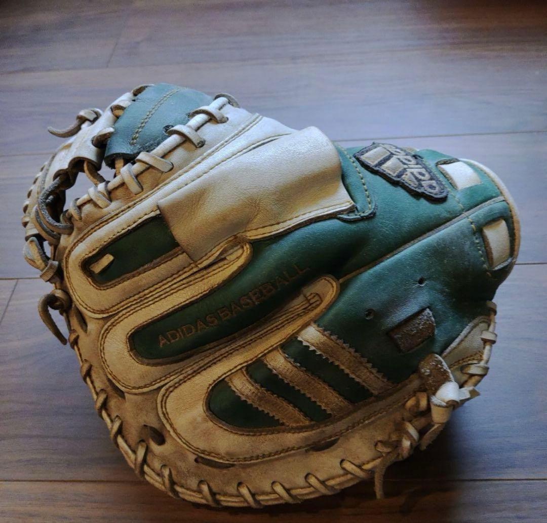 adidas 軟式グローブ 緑/白