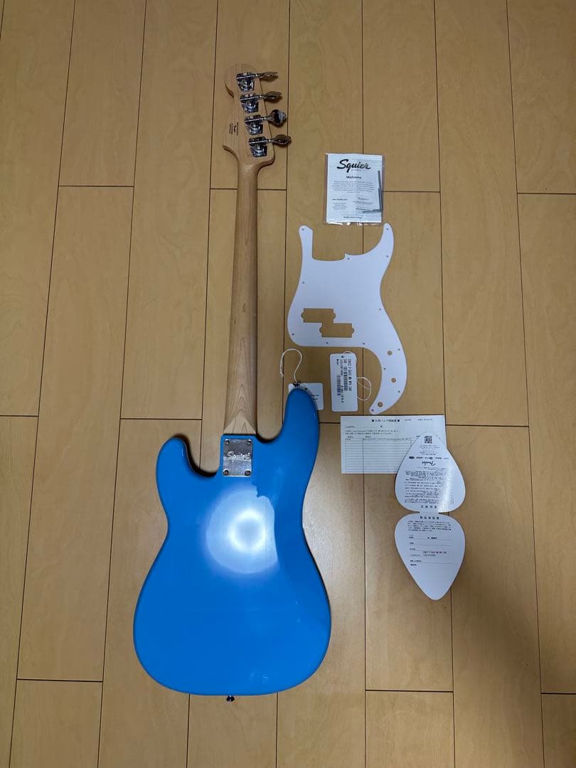 Squier ベース　P-Bass 青色 スクワイアーベース