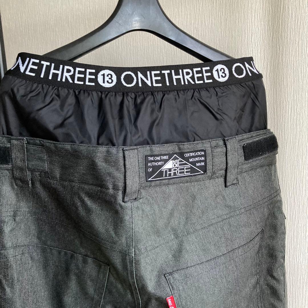 【上下セット】スノーボードウェア　ジャケット　高撥水　ポケット有　フード無し