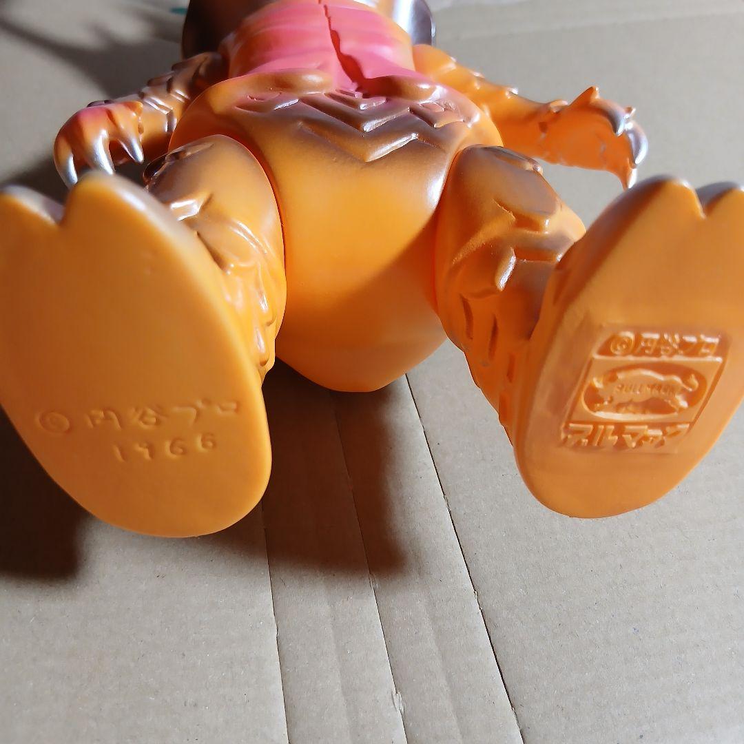 お*ん様 ブルマァク 復刻 ウルトラマン 怪獣 ソフビ アントラー