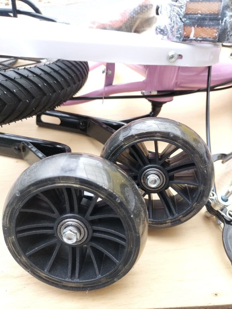 き*ね様 新品 18インチ自転車 ピンク