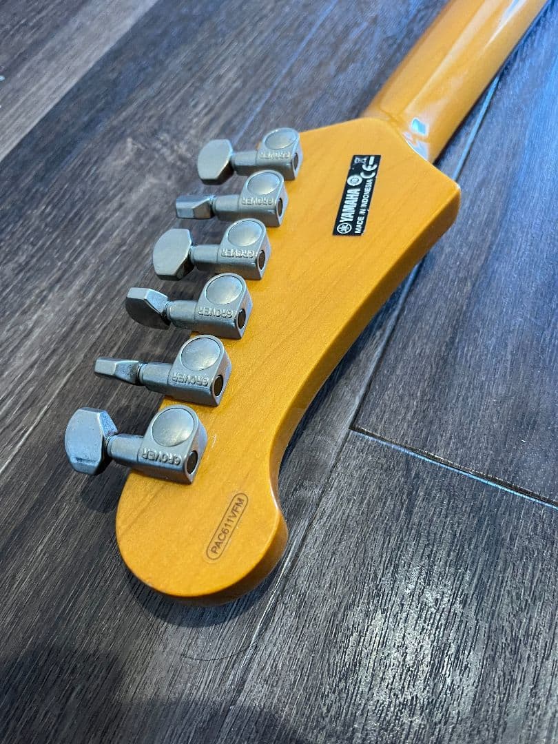 n*i様 最終値下げ！YAMAHA Pacifica 611VFM エレキギター