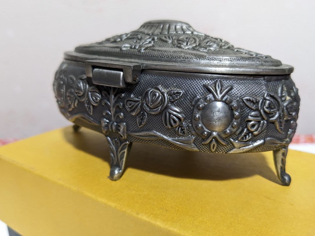 ♦ピューター製 猫足ジュエリーボックス 英国 フランス アールヌーヴォー様式