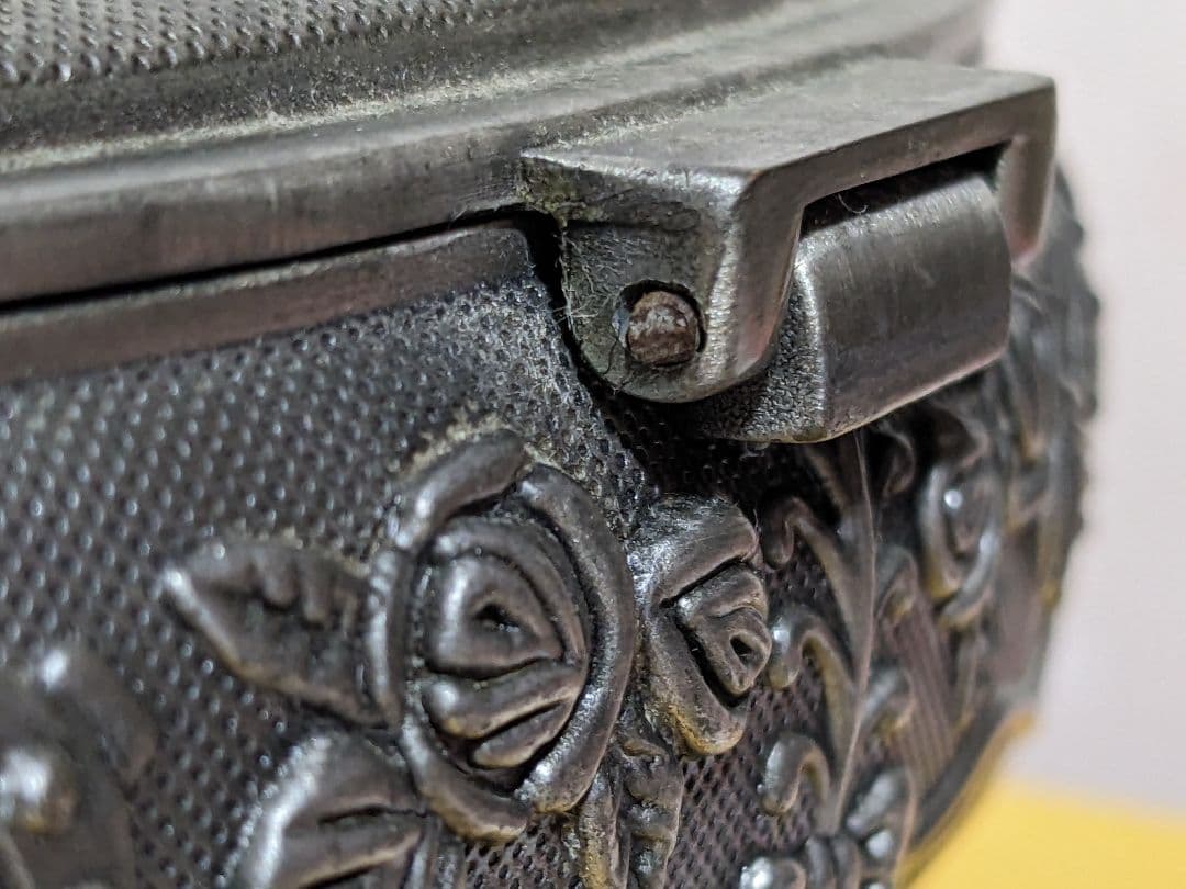 ♦ピューター製 猫足ジュエリーボックス 英国 フランス アールヌーヴォー様式