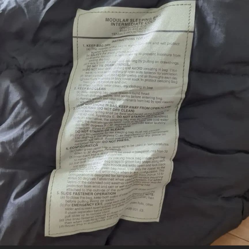 米軍実物　寝袋　シュラフ　スリーピングバッグ　ゴアテックスカバー　収納袋