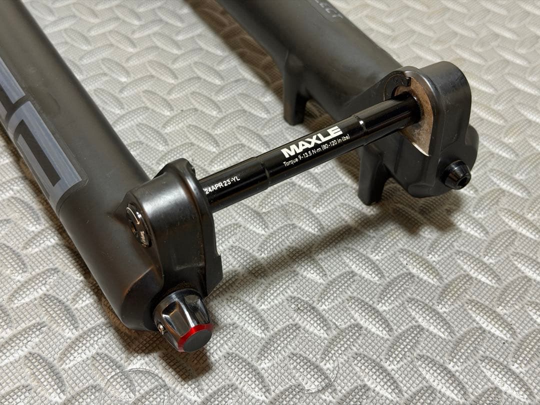 ROCKSHOX ZEB Select 29インチ 170mm