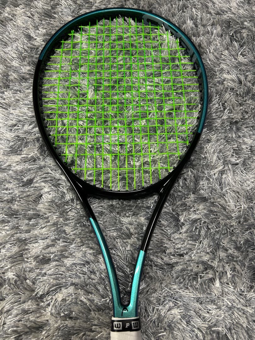 ラケット(硬式用) Gravity tour98